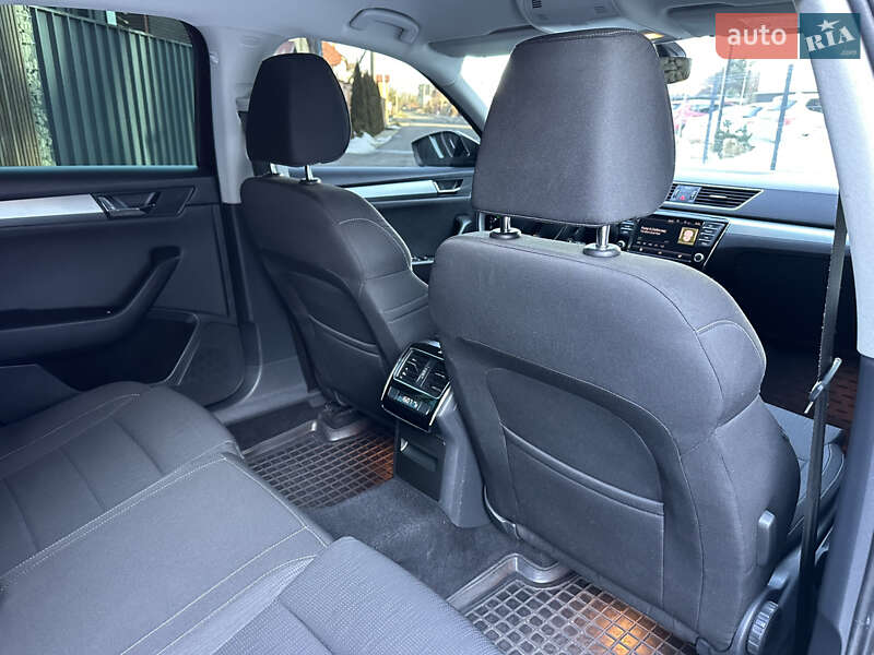 Лифтбек Skoda Superb 2016 в Ивано-Франковске