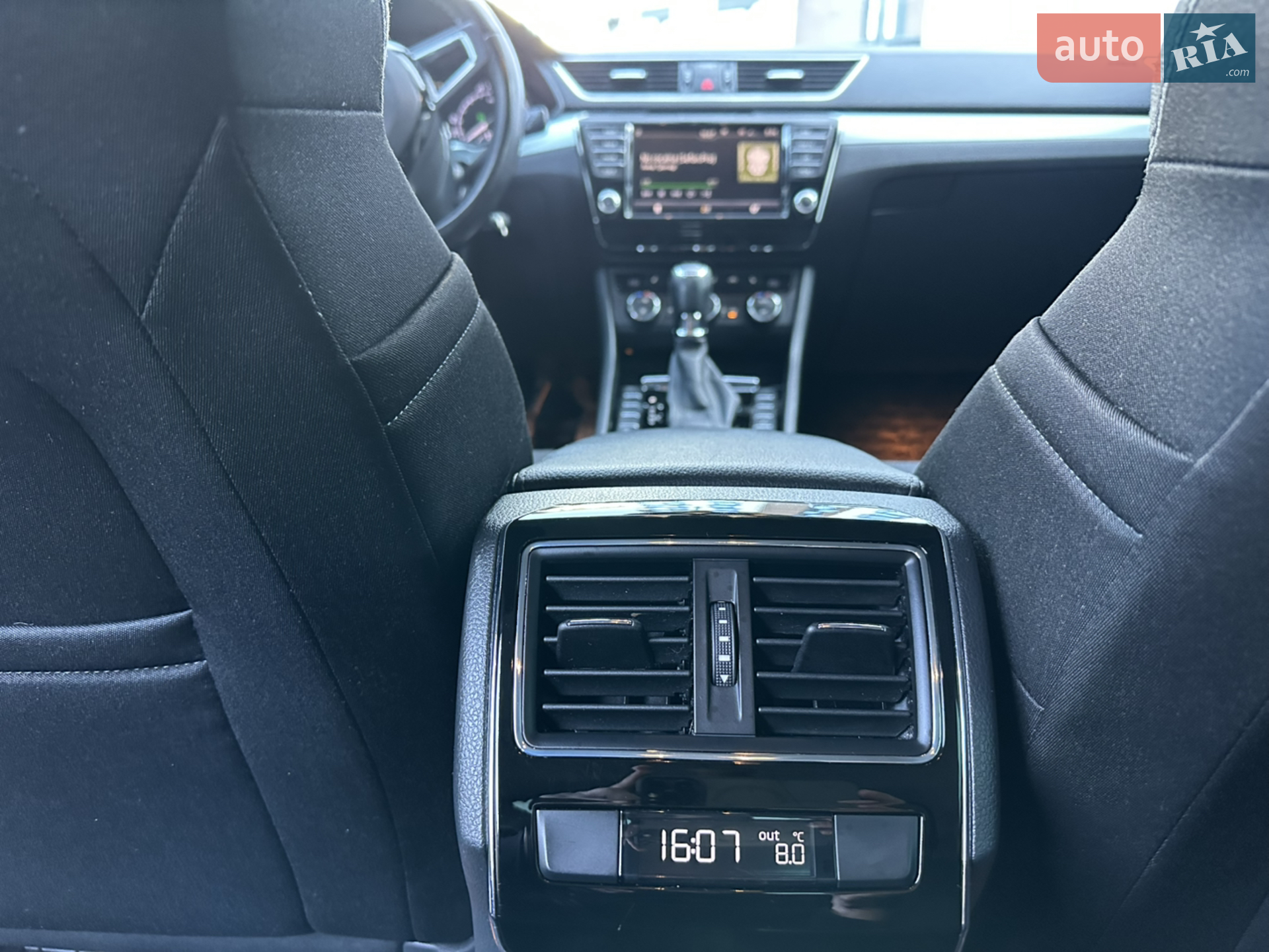 2016 Skoda Superb - мініатюра 22