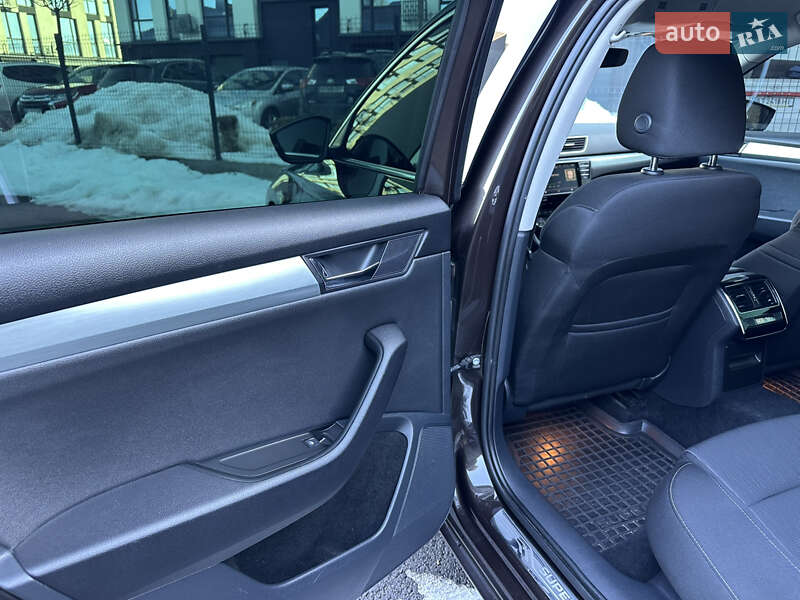 Лифтбек Skoda Superb 2016 в Ивано-Франковске