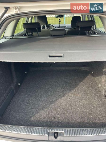 Універсал Skoda Superb 2016 в Ужгороді