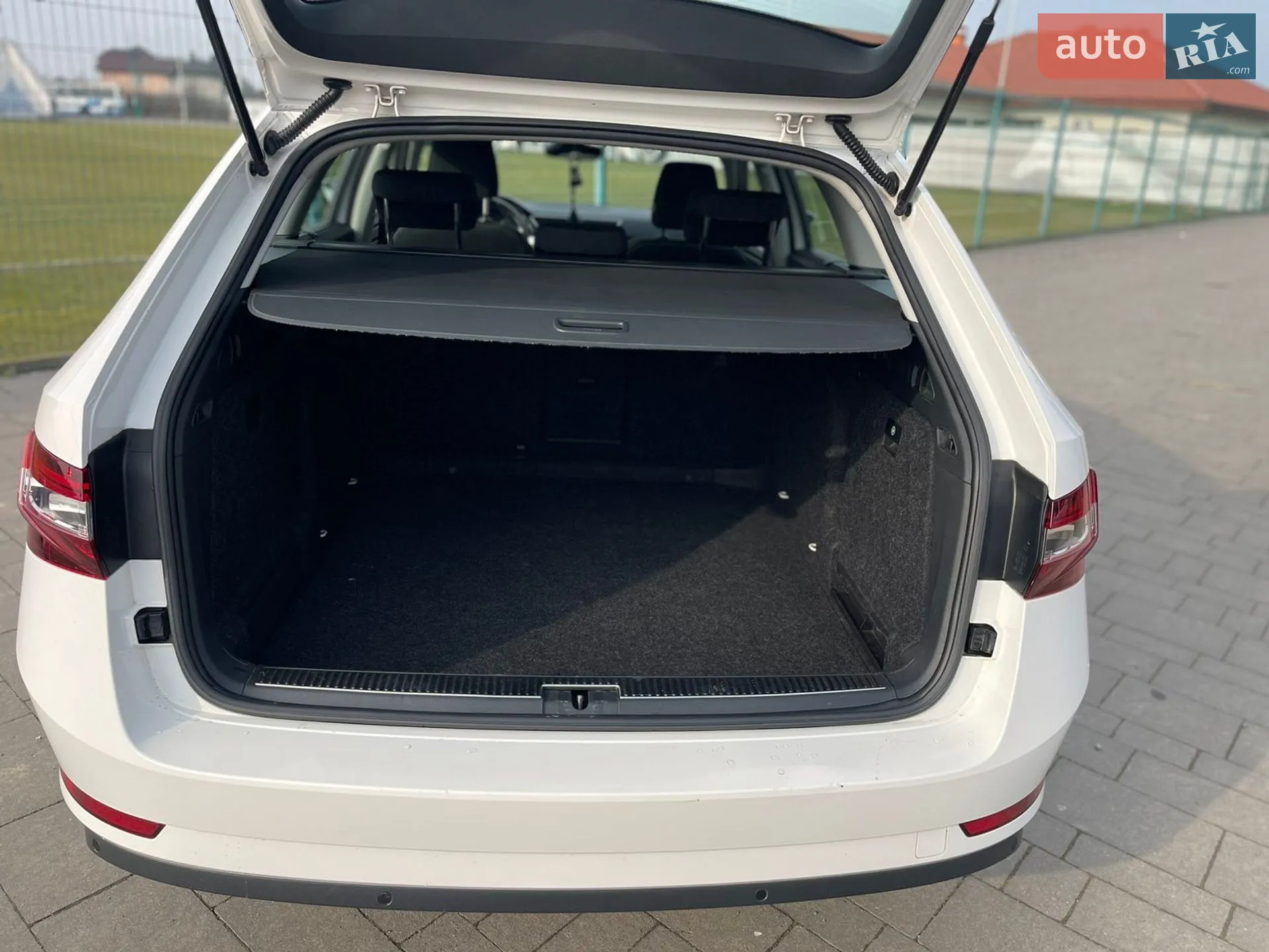 2016 Skoda Superb - мініатюра 44
