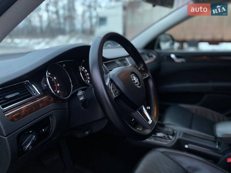 Лифтбек Skoda Superb 2013 в Киеве