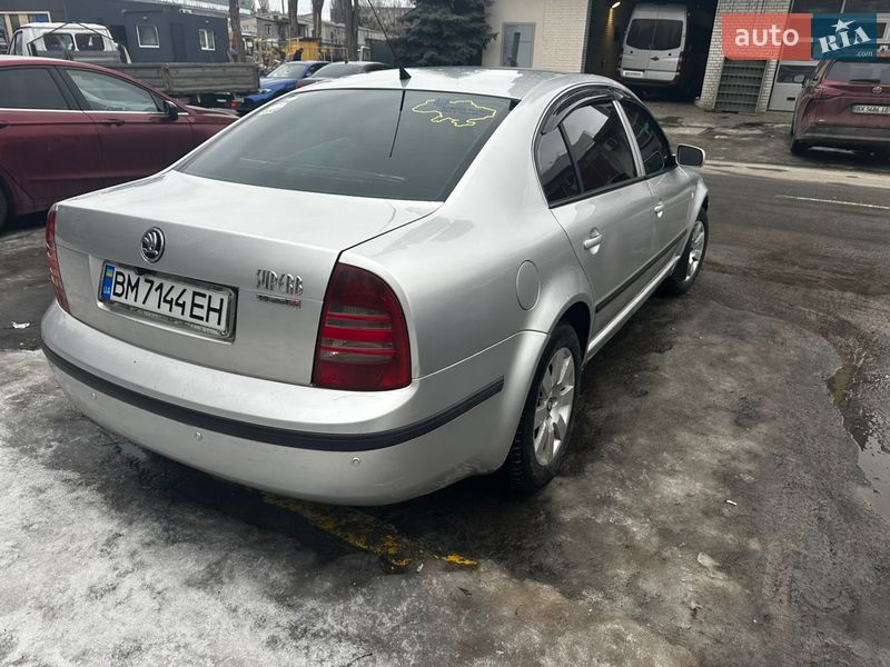 Ліфтбек Skoda Superb 2004 в Києві