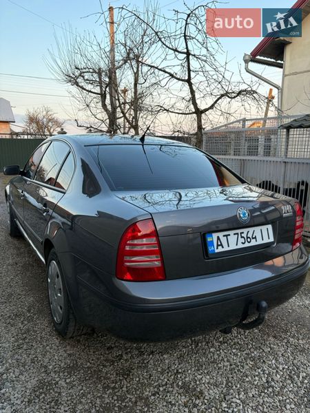 Ліфтбек Skoda Superb 2003 в Коломиї