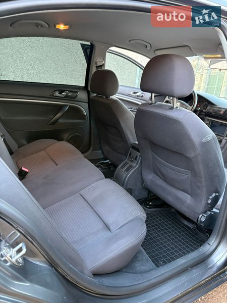 Ліфтбек Skoda Superb 2003 в Коломиї