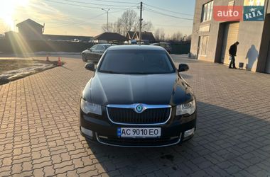Лифтбек Skoda Superb 2009 в Нововолынске