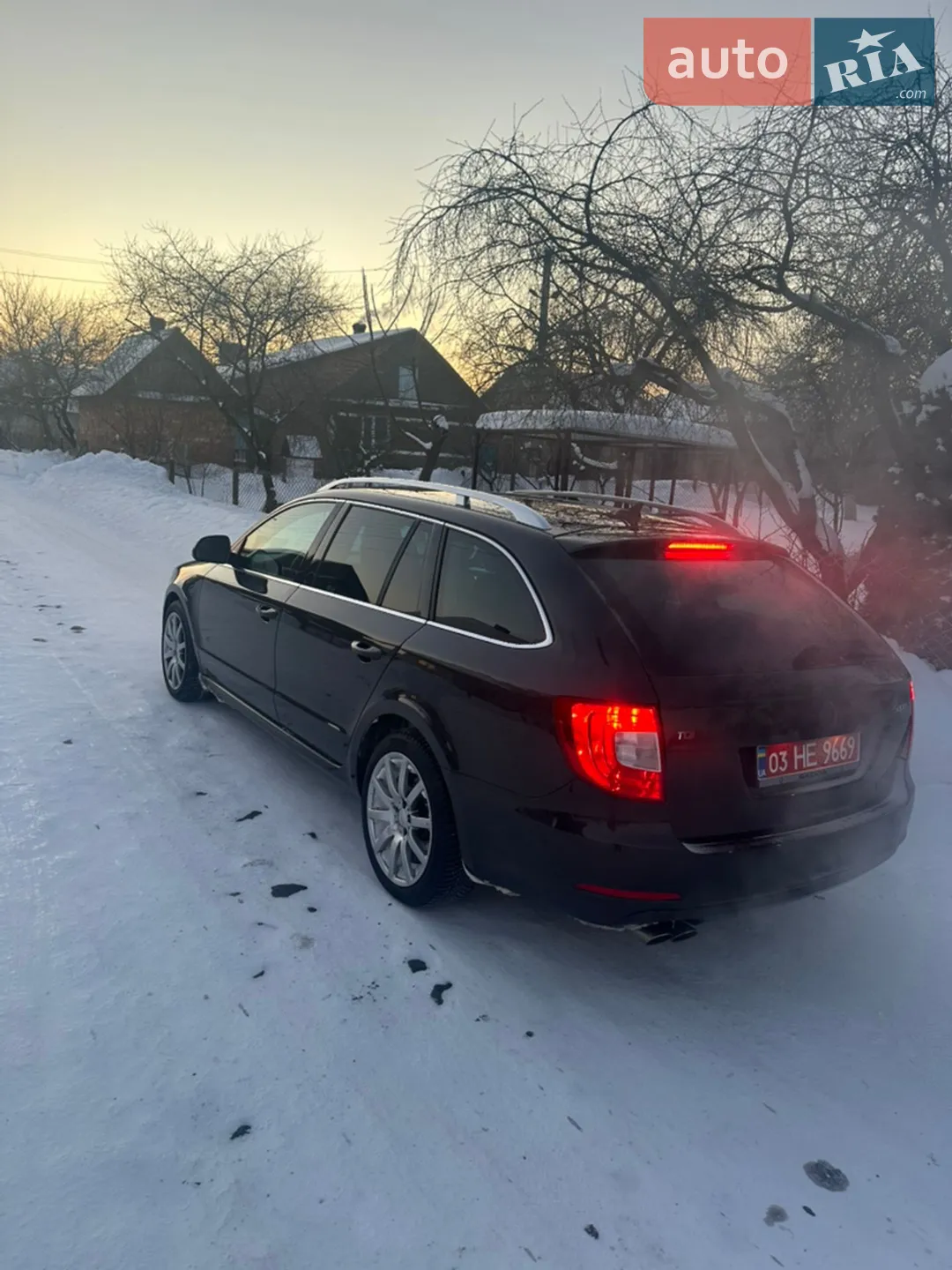 2010 Skoda Superb - мініатюра 7