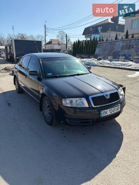 Ліфтбек Skoda Superb 2004 в Рівному
