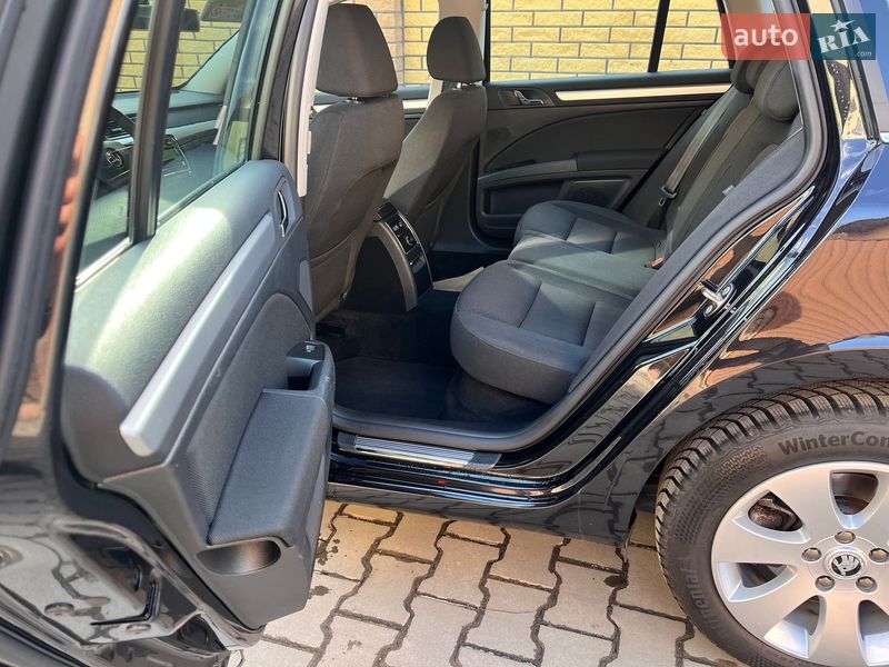 Универсал Skoda Superb 2015 в Луцке