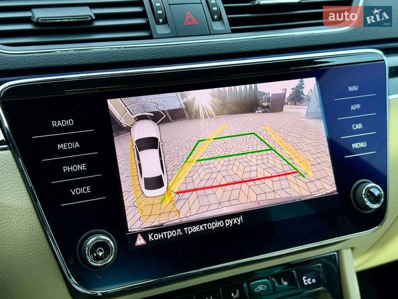 Ліфтбек Skoda Superb 2020 в Хусті