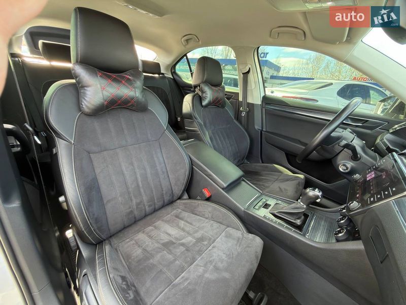 Лифтбек Skoda Superb 2022 в Киеве