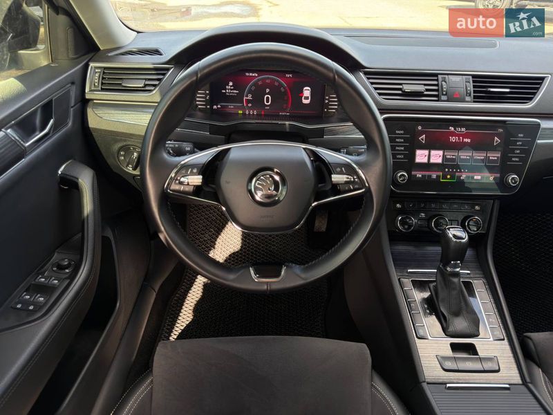 Лифтбек Skoda Superb 2022 в Киеве