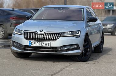 Лифтбек Skoda Superb 2022 в Киеве