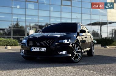 Лифтбек Skoda Superb 2016 в Киеве