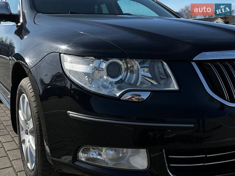 Лифтбек Skoda Superb 2012 в Луцке