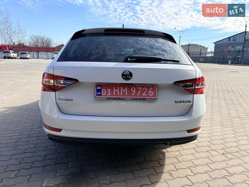 Универсал Skoda Superb 2017 в Нововолынске
