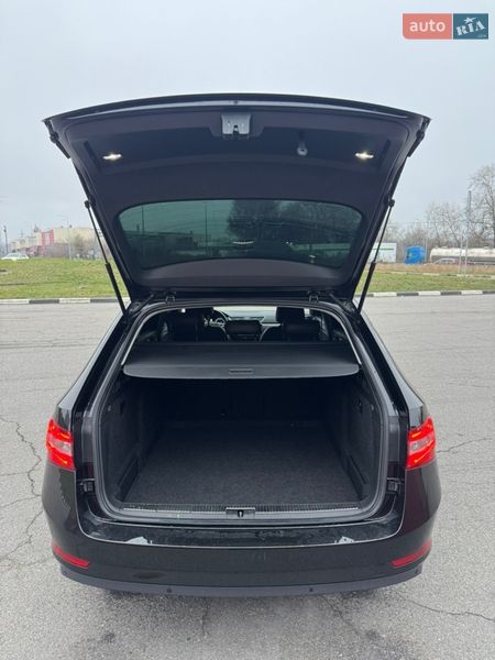 Универсал Skoda Superb 2020 в Киеве