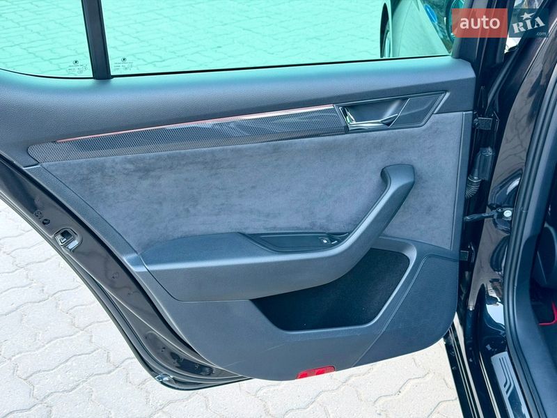 Лифтбек Skoda Superb 2017 в Луцке