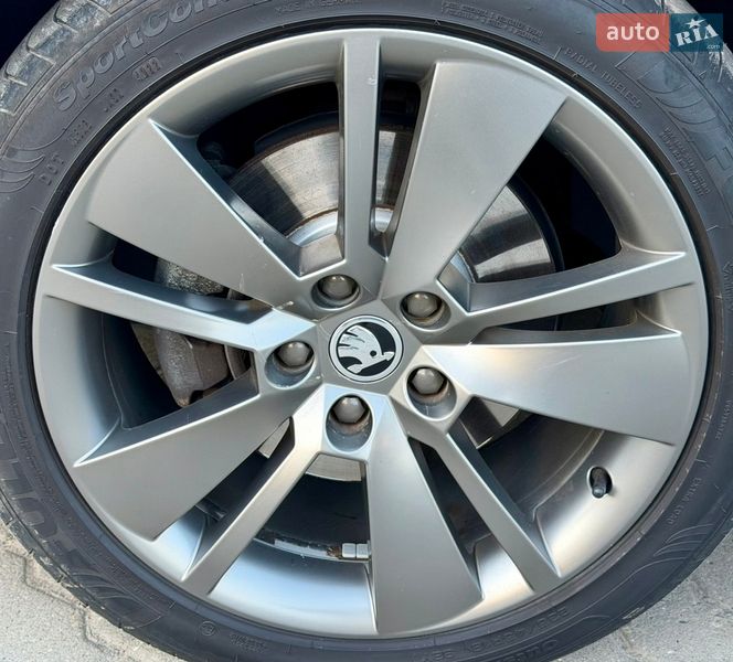 Лифтбек Skoda Superb 2017 в Луцке