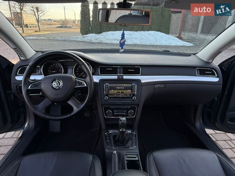 Универсал Skoda Superb 2014 в Луцке