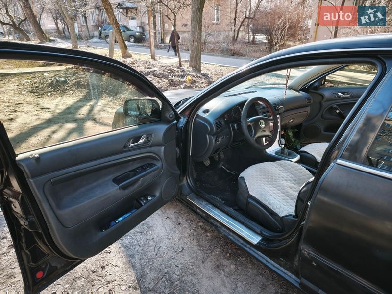 Ліфтбек Skoda Superb 2005 в Києві