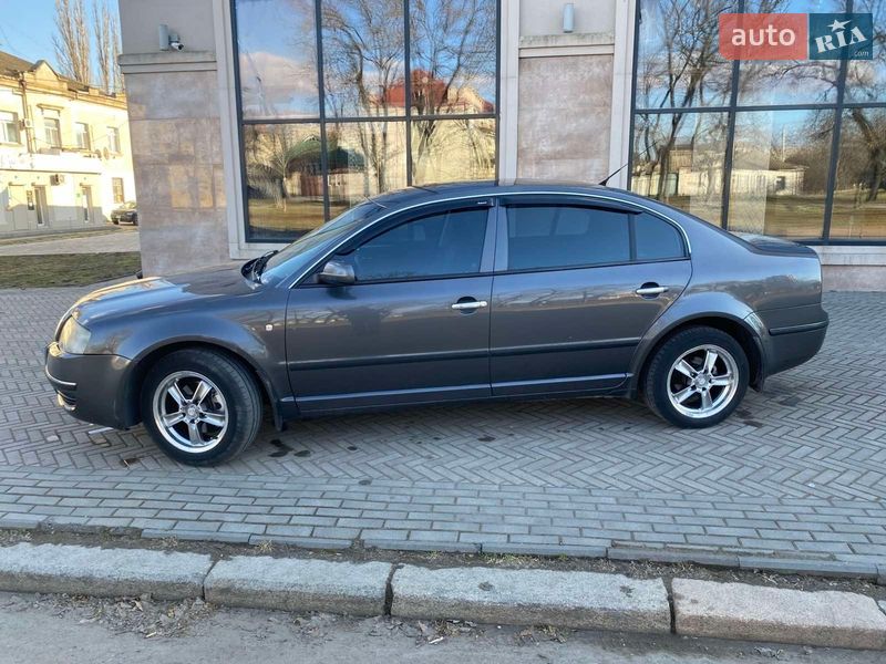 Лифтбек Skoda Superb 2006 в Николаеве