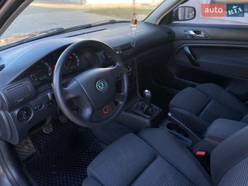 Лифтбек Skoda Superb 2006 в Николаеве