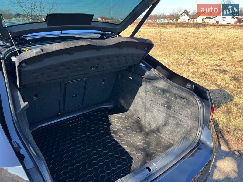 Лифтбек Skoda Superb 2022 в Ровно