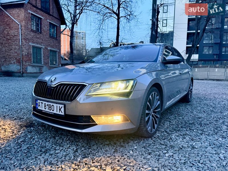 Лифтбек Skoda Superb 2015 в Ивано-Франковске