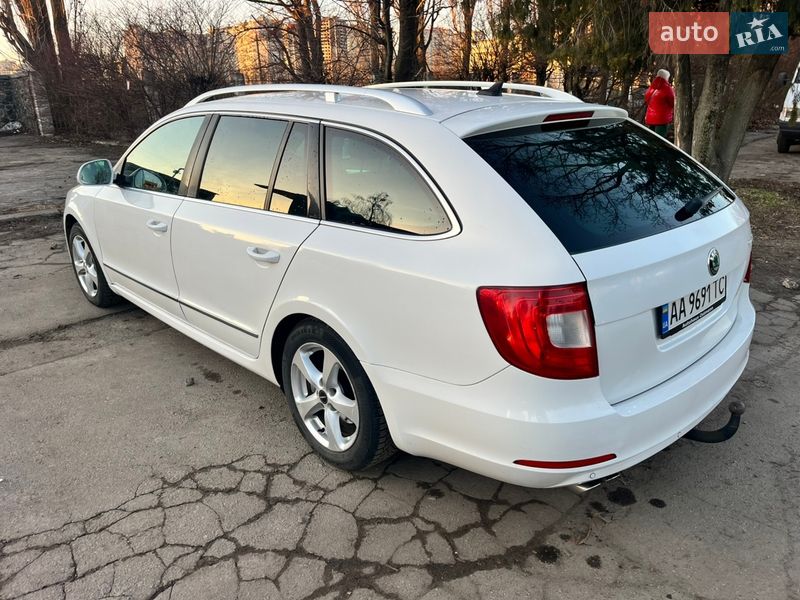 Універсал Skoda Superb 2012 в Києві