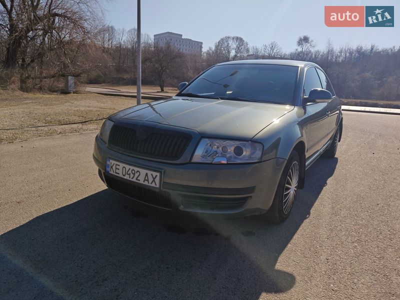 Лифтбек Skoda Superb 2007 в Днепре