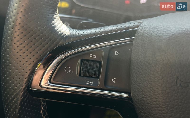 Універсал Skoda Superb 2019 в Мукачевому