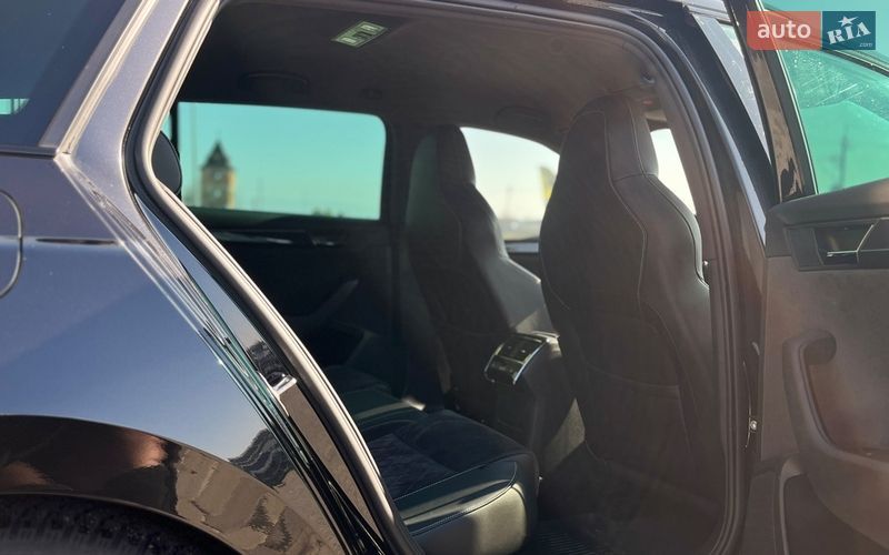 Універсал Skoda Superb 2019 в Мукачевому