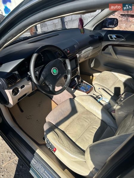 Лифтбек Skoda Superb 2004 в Житомире