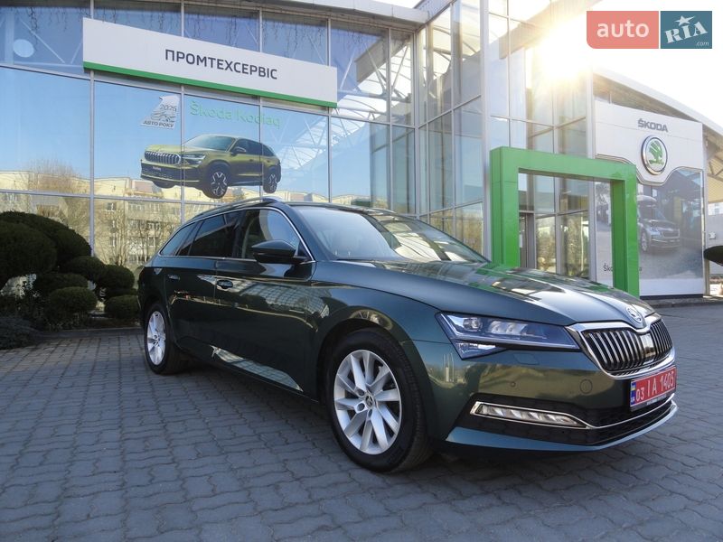 Універсал Skoda Superb 2020 в Луцьку
