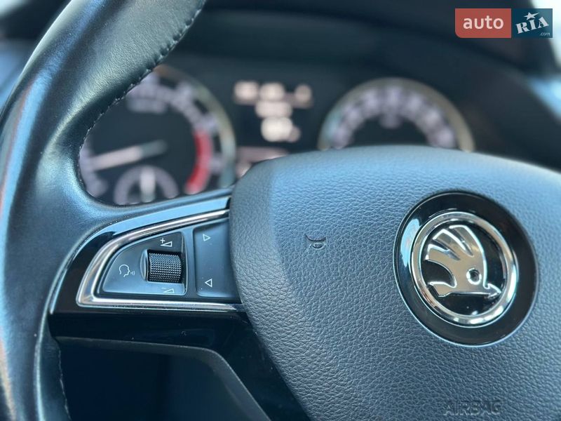 Лифтбек Skoda Superb 2018 в Киеве