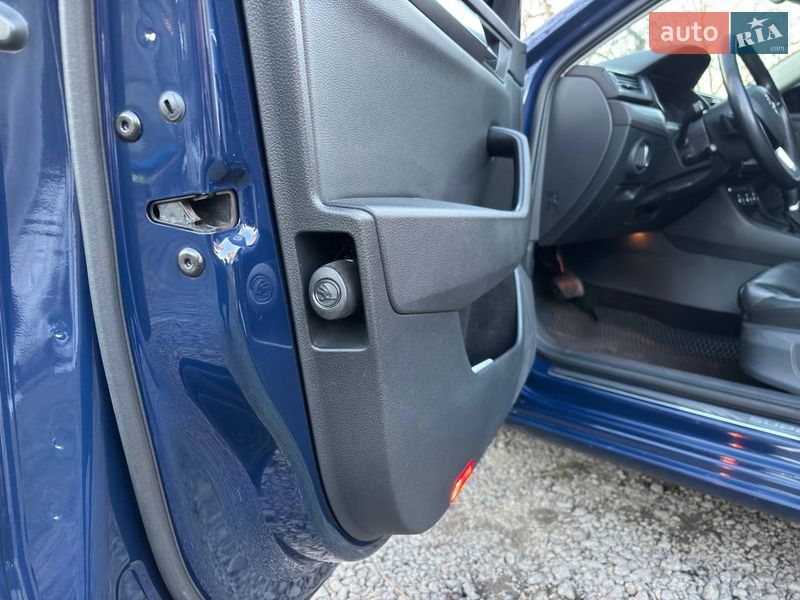 Універсал Skoda Superb 2017 в Гайсину