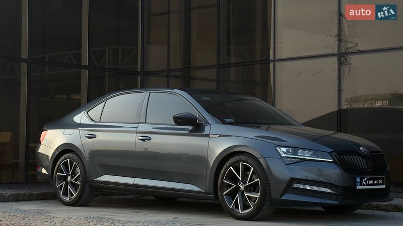 Лифтбек Skoda Superb 2022 в Мукачево