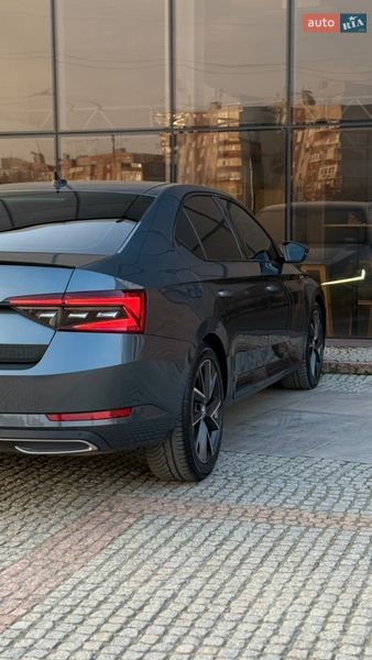 Лифтбек Skoda Superb 2022 в Мукачево