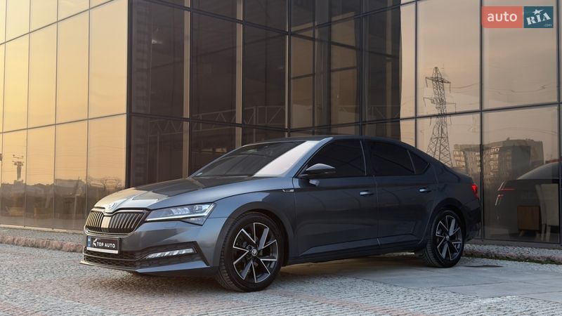 Лифтбек Skoda Superb 2022 в Мукачево