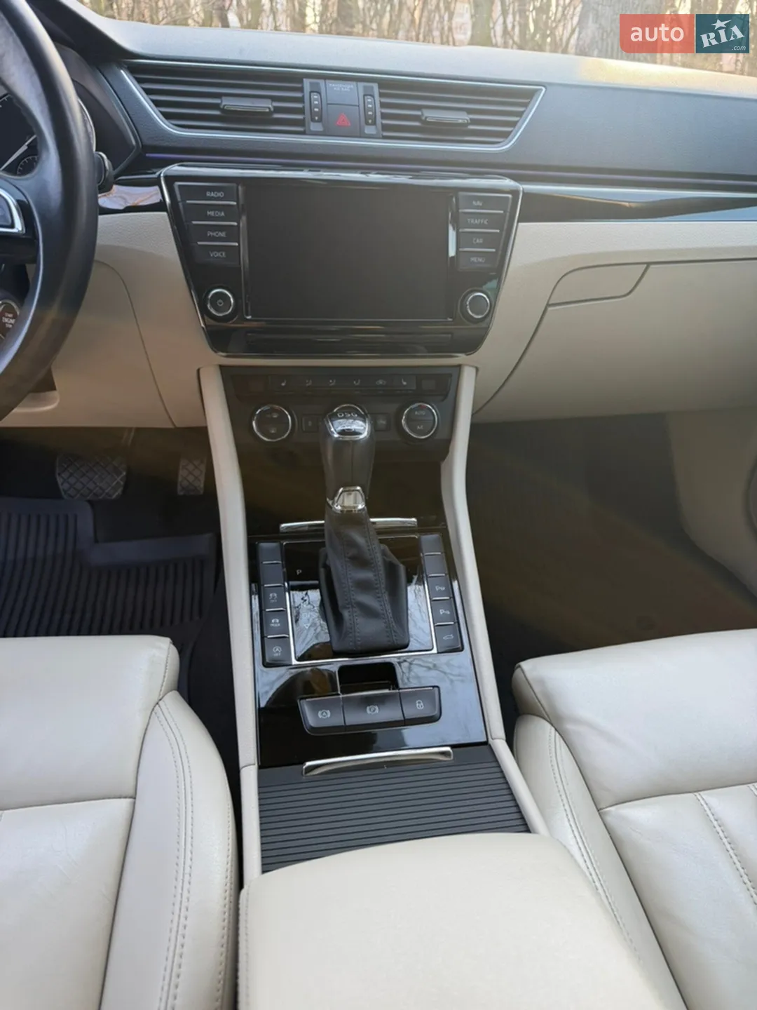 2016 Skoda Superb - мініатюра 41