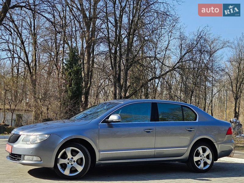 Лифтбек Skoda Superb 2008 в Дрогобыче