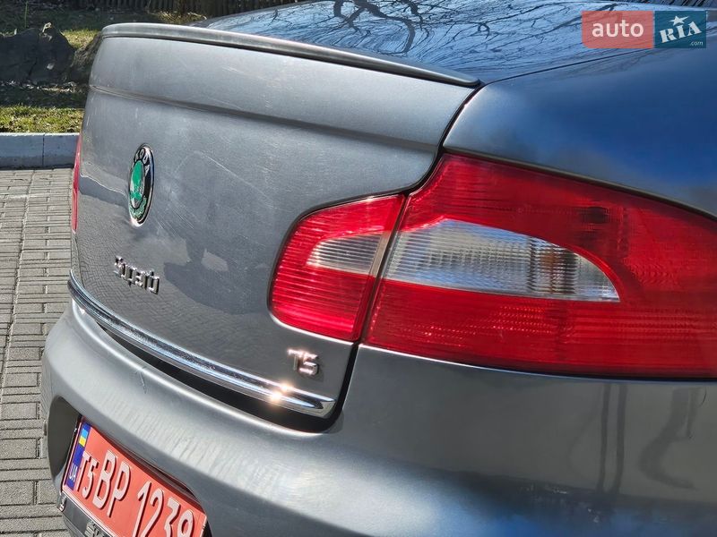 Лифтбек Skoda Superb 2008 в Дрогобыче
