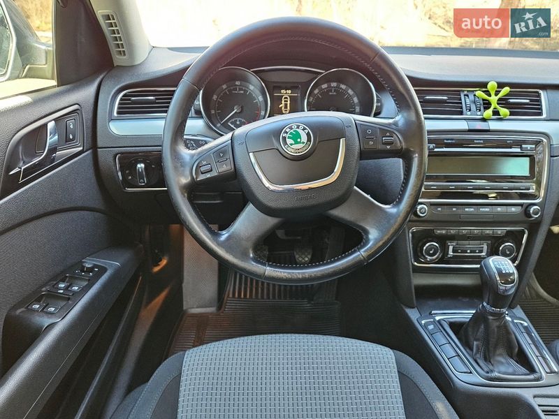 Лифтбек Skoda Superb 2008 в Дрогобыче