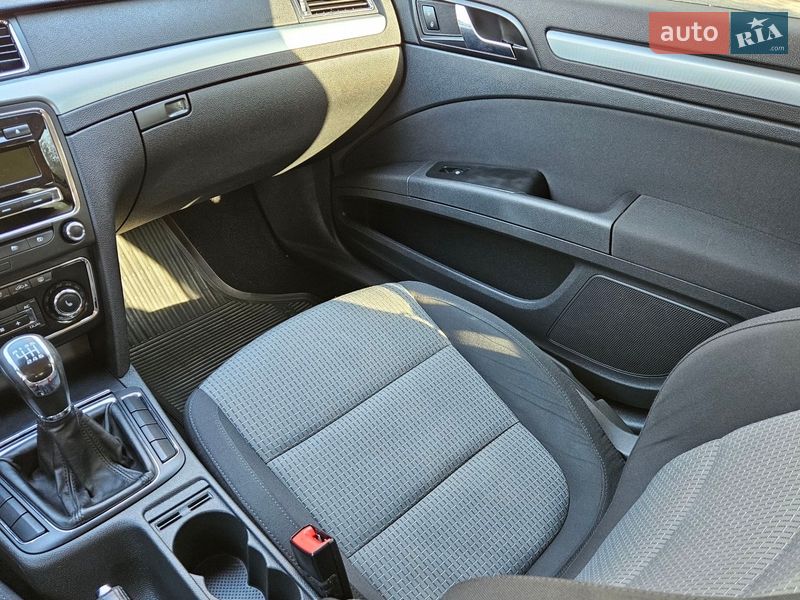 Лифтбек Skoda Superb 2008 в Дрогобыче