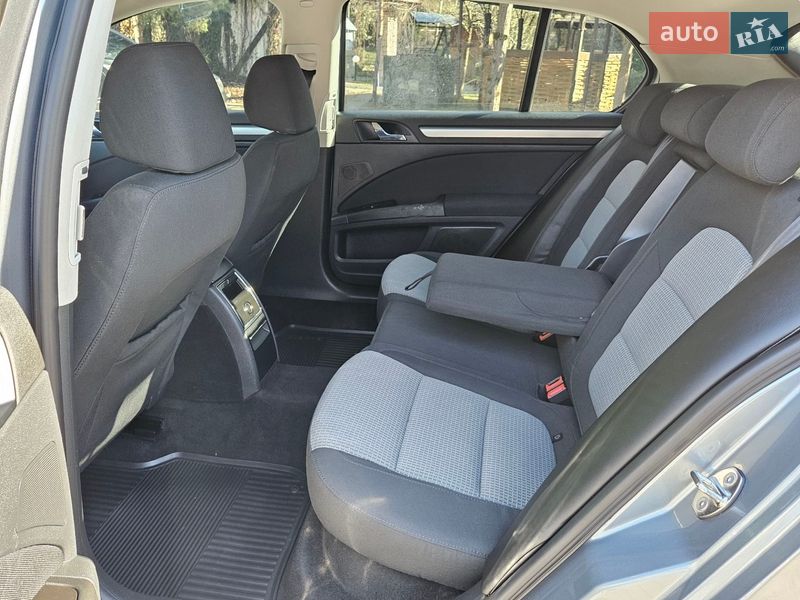 Лифтбек Skoda Superb 2008 в Дрогобыче