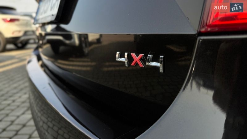 Універсал Skoda Superb 2013 в Мукачевому