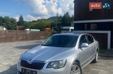 Лифтбек Skoda Superb 2013 в Тячеве