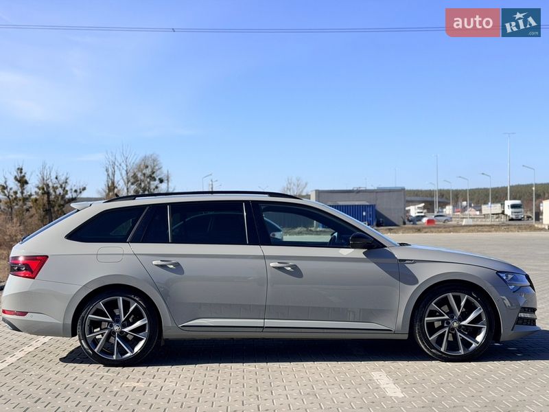 Универсал Skoda Superb 2021 в Киеве