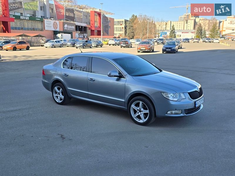 Лифтбек Skoda Superb 2008 в Киеве